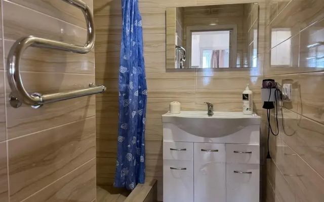 Apartments on Urozhnaya street 71/1k6