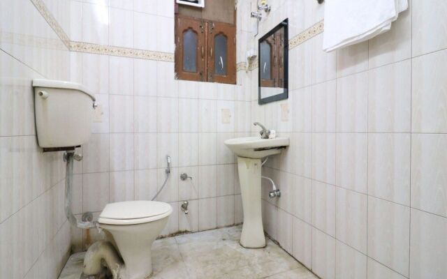 Oyo 26657 Vrindaban Guest House