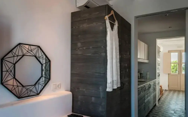 Milia Gi Suites