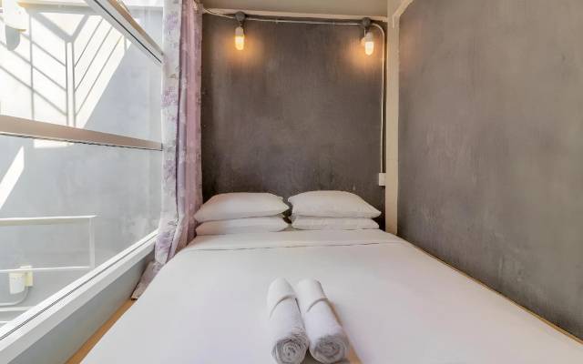 On the bed Hostel – Guest Rooms – Bangkok