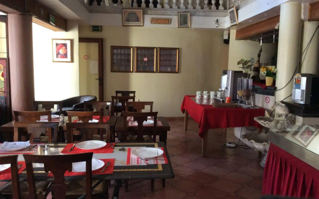 Hotel Aristote