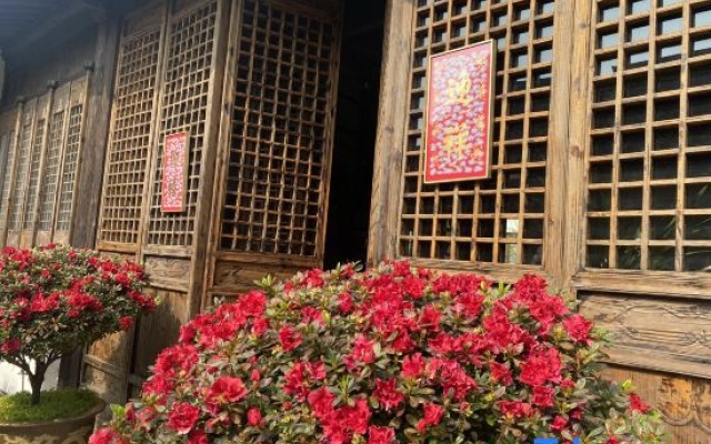 Liubai · Eryitang Art Homestay (Xitang Ancient Town Misty Rain Corridor) — 4-star hotel in Jiaxing