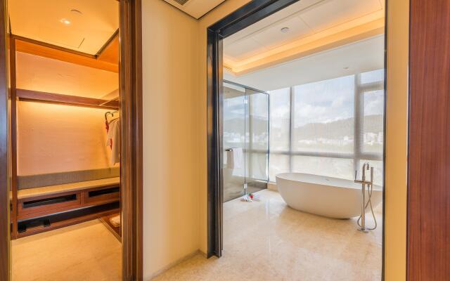 Crowne Plaza Sanya City Center by IHG