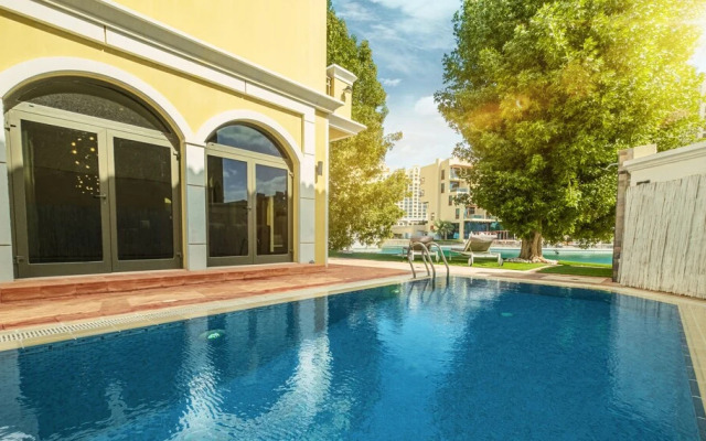 LUX Holiday Home - Frond P 1