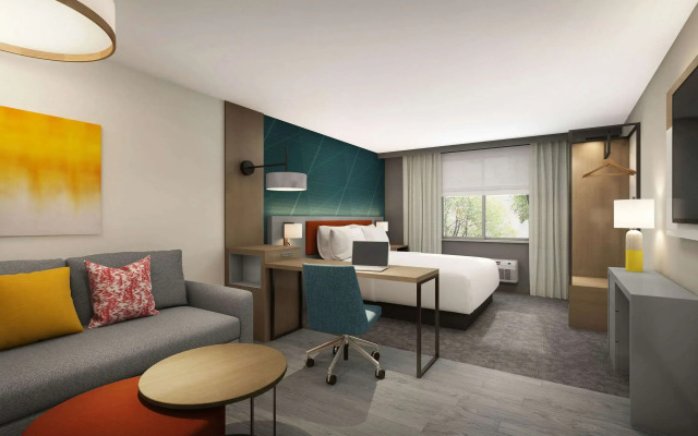 Comfort Inn & Suites