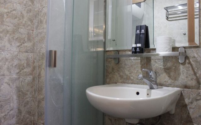 Strategic 2BR @ Galeri Ciumbuleuit 1 Apartment