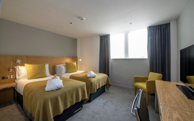 Apex City of London Hotel