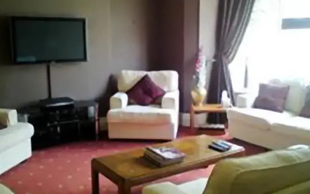Westdale Guesthouse