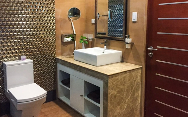 Luxury 4-bedroom Villa in Mactan, Cebu