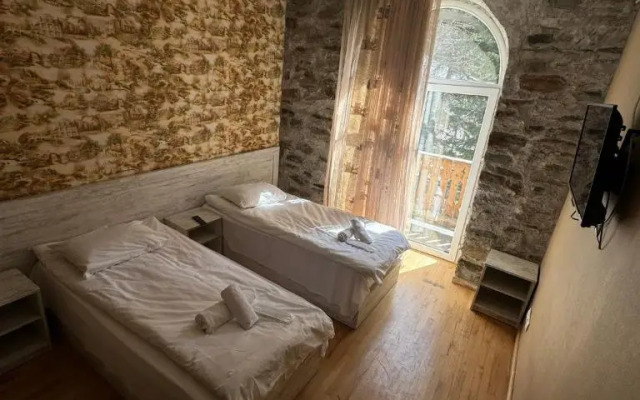 Svaneti, Hotel Ushguli