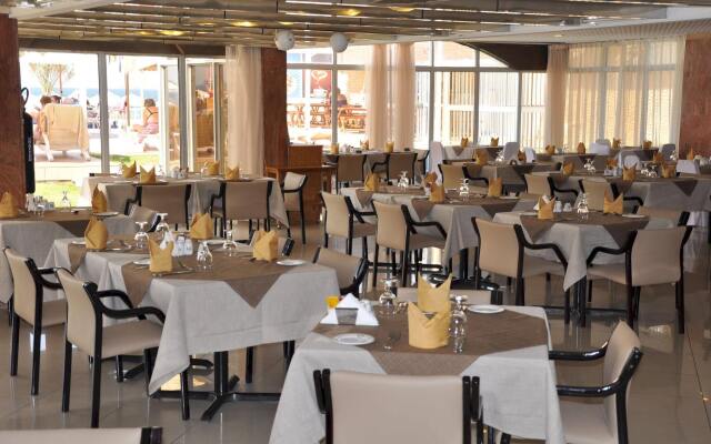 Sharjah Carlton Hotel