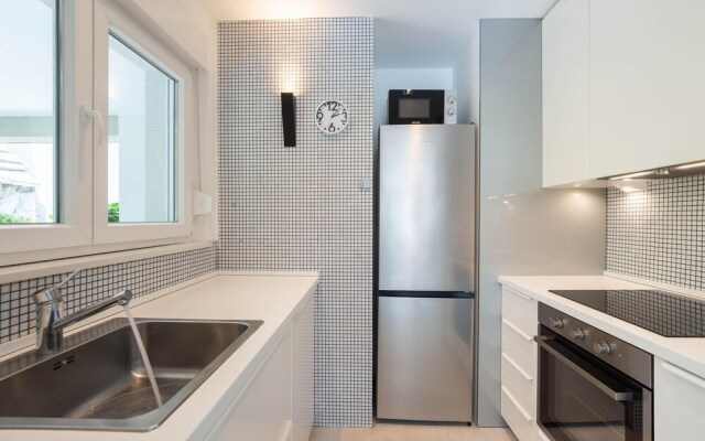 Amazing Home in Naklice With Wifi and 2 Bedrooms