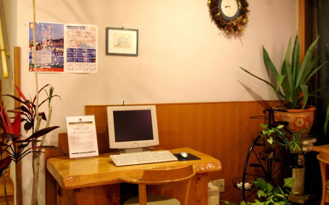 B&B Pension Hakodate Mura