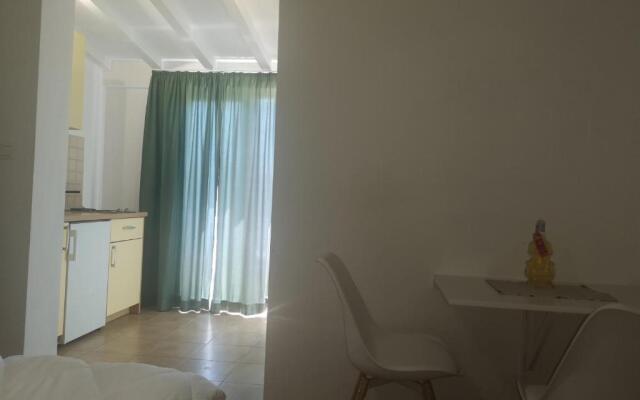 Apartments Tri Palme
