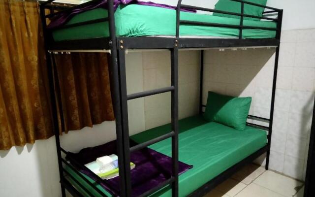 Moshi-Moshi - Hostel