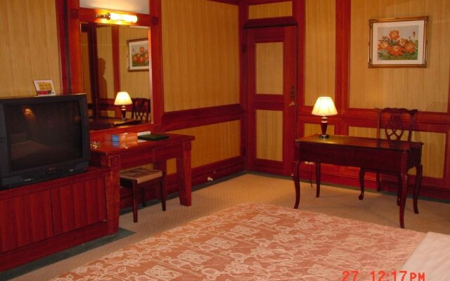 Love-Shu Business Motel