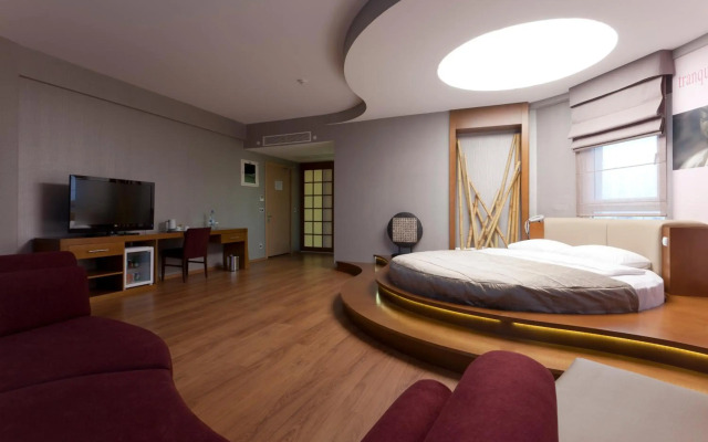 Orucoglu Oreko Hotel