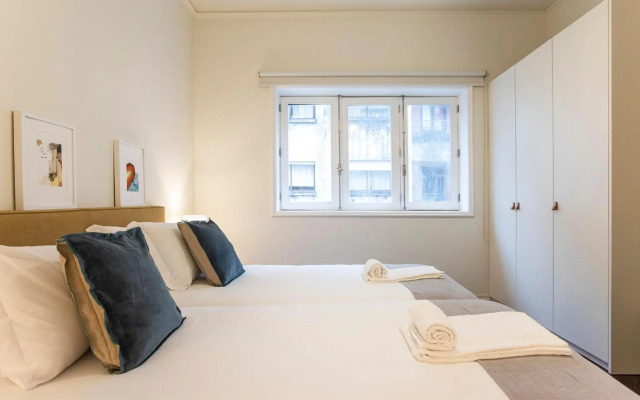 Tasteful 2BR Flat in Art District by LovelyStay