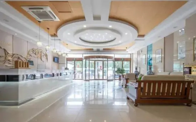 Tiandi Renhe Chain Hotel (Jiefang Road East Bus Station)