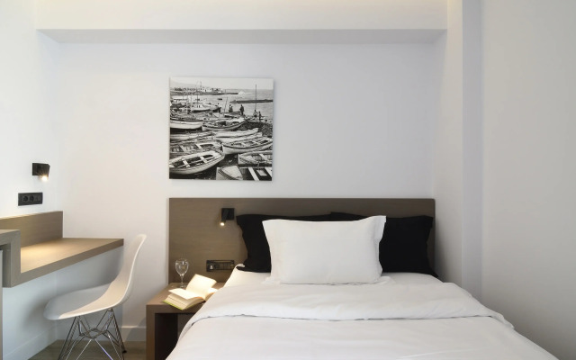 Poseidon Athens Hotel