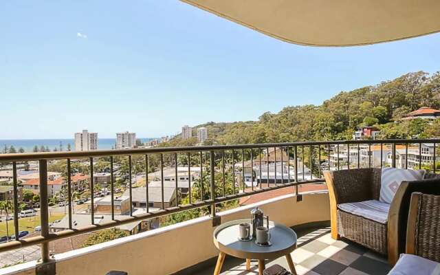 Spacious 2 Bedroom Apartment With Panoramic Views