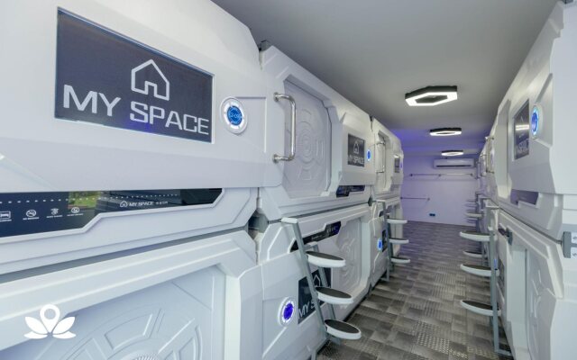 My Space Capsule Hotel