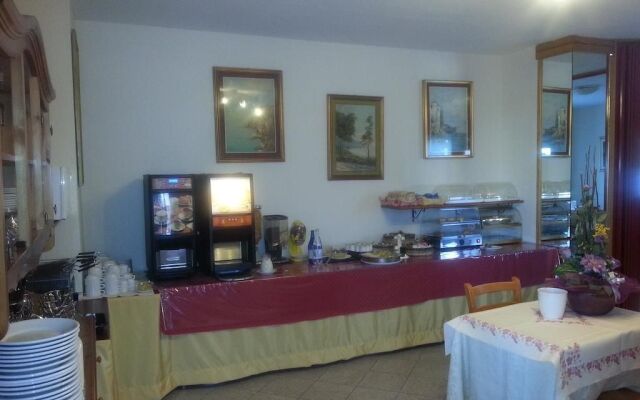 Hotel Mistral