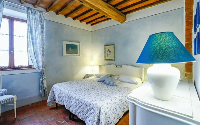 Francigena Loggia Apartment Shared Pool