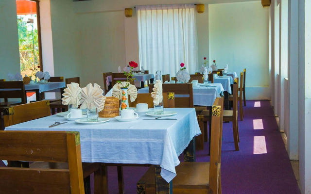 Junction Rose Hotel