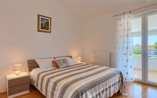 Apartment Boris 771