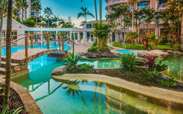Crowne Plaza Surfers Paradise by IHG