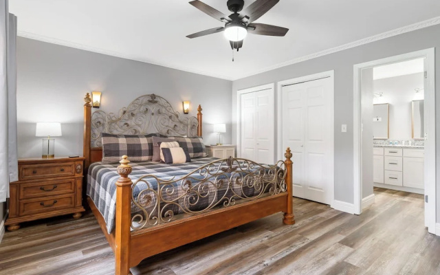 Avondale Darling - Branson Favorites Nearby!