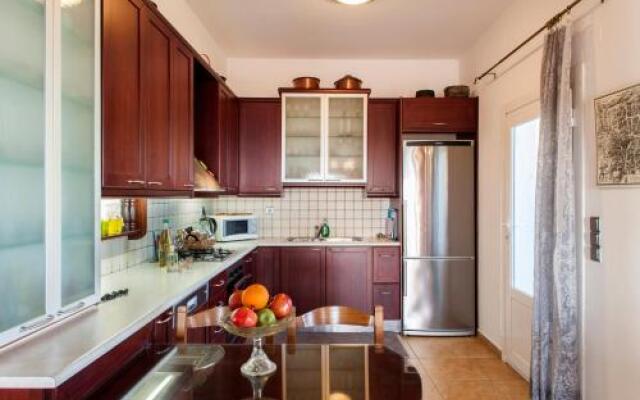 Panorama TraditionalHouse