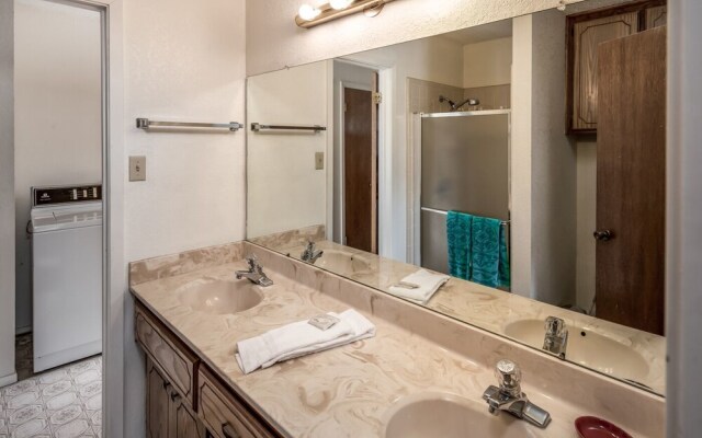 Hopkins - Three Bedroom Cabin