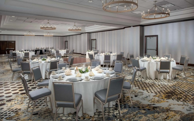 Embassy Suites by Hilton Dulles North Loudoun