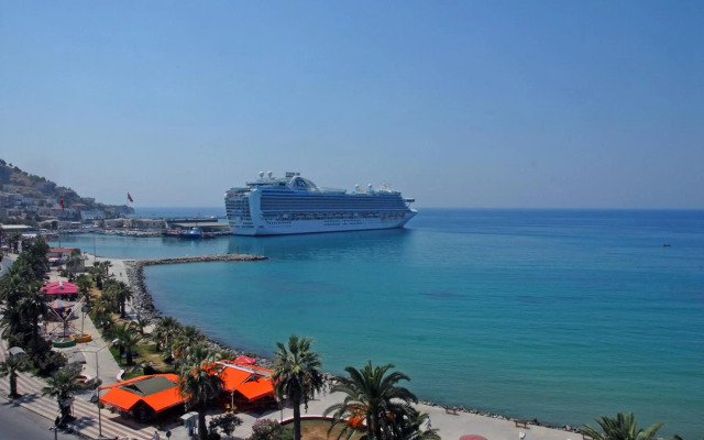 Derici Hotel