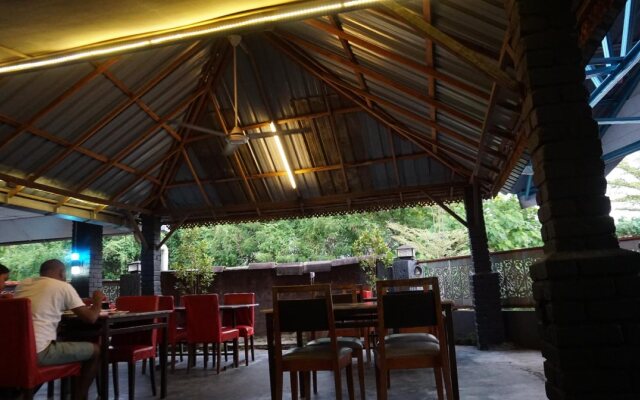Travelland Hotel