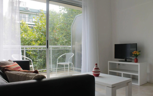 Laprida Suites