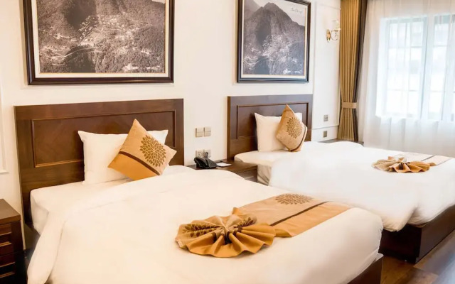 Camellia Luxury Hotel Tam Đao