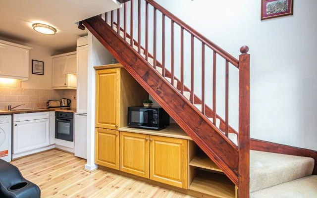 Victoria Quays Loft Apt - Free Parking