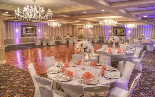 DoubleTree by Hilton Tinton Falls - Eatontown