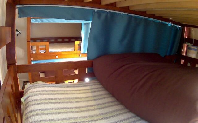 GUEST HOUSE IN AMAMI RYOUFUU - Hostel