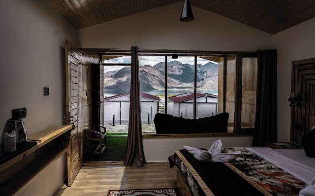 De Reeva Resort Pangong