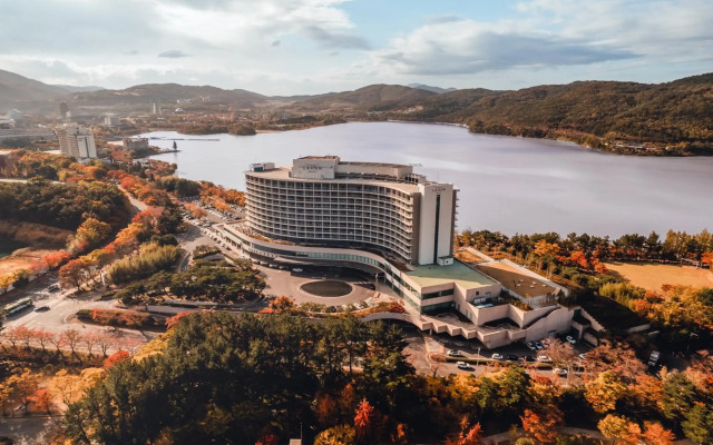 Lahan Select Gyeongju
