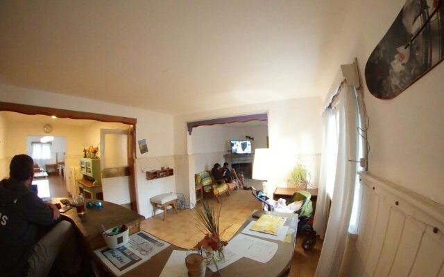 Hostel Kosh