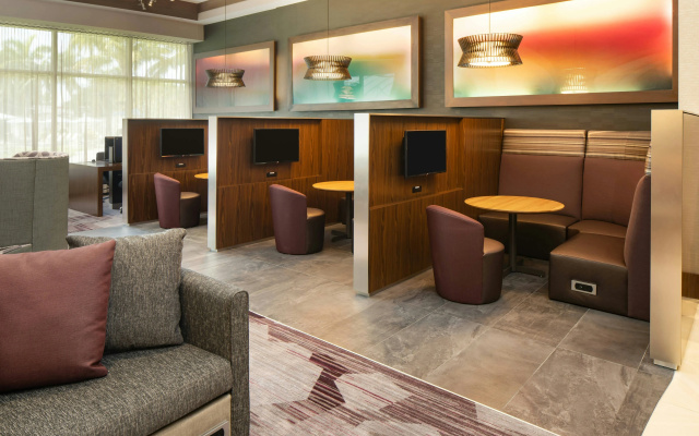 Courtyard by Marriott Miami Airport