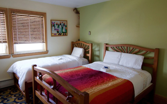 Qupqugiaq Inn