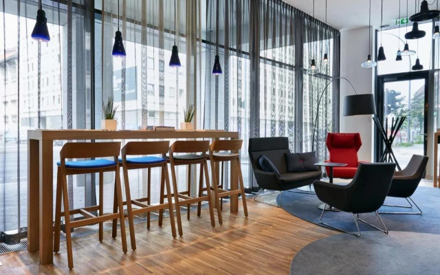 Holiday Inn Express Berlin - Alexanderplatz by IHG