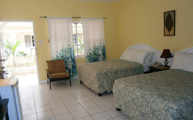 Coral Seas Beach Resort