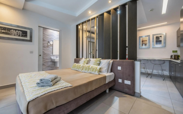 Jules Suites